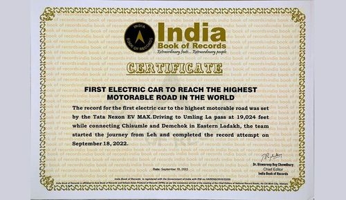 Tata Nexon Becomes first EV to reach Umling La Pass, Entry into India Book of Records