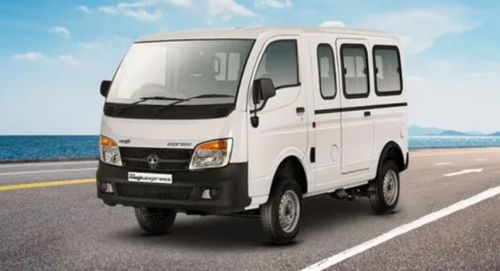 Best 10 seater car in India