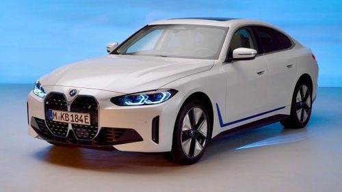 BMW i4 All-Electric Sedan: Review and Detailed Analysis