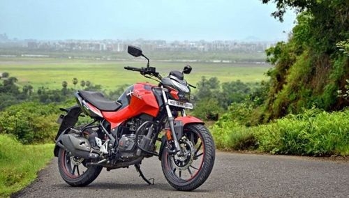 Two-Wheeler sales dip by 21 percent: No Smooth Ride