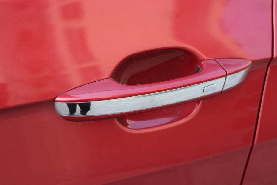 Volkswagen Taigun Front Door Handle