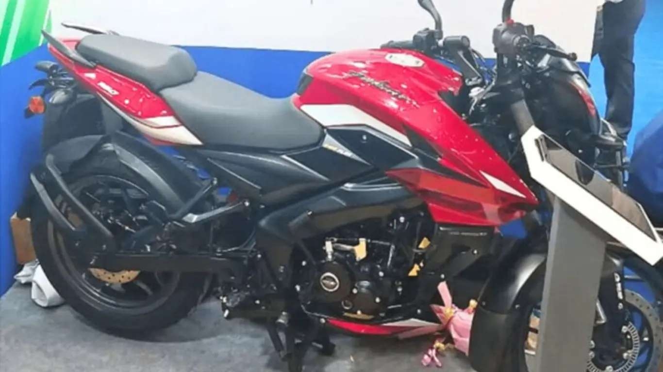 After Freedom 125 Bajaj has revealed Ethanol Based Pulsar NS160