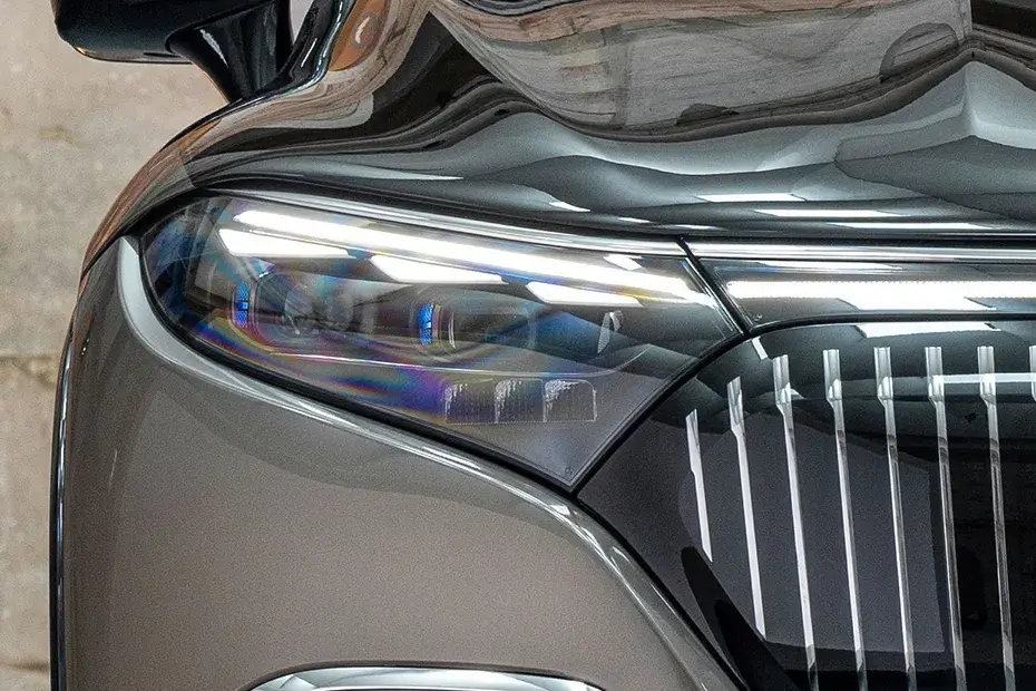 Mercedes Benz Maybach EQS SUV Headlight