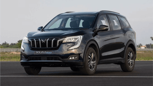 Mahindra Reduces XUV700 AX7 Prices by ₹2.05 Lakh in Anniversary Offer