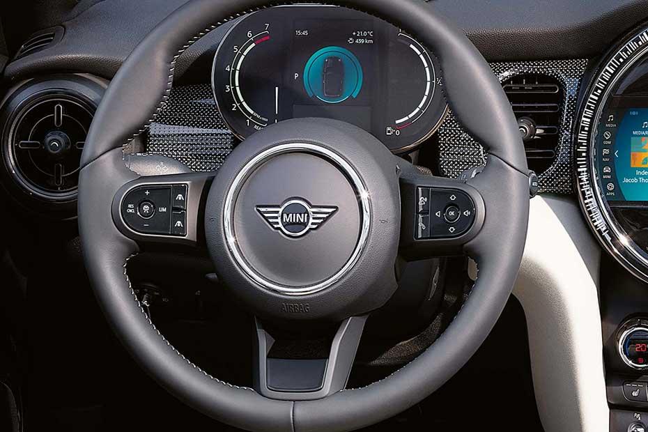 Mini Cooper Convertible steering