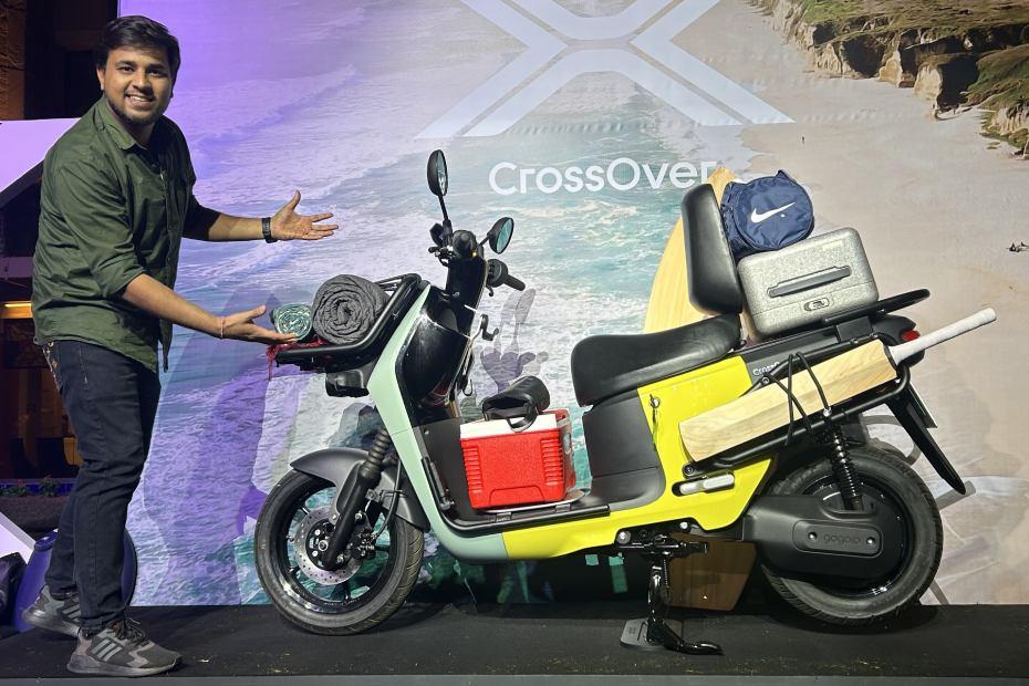 Gogoro Crossover left side