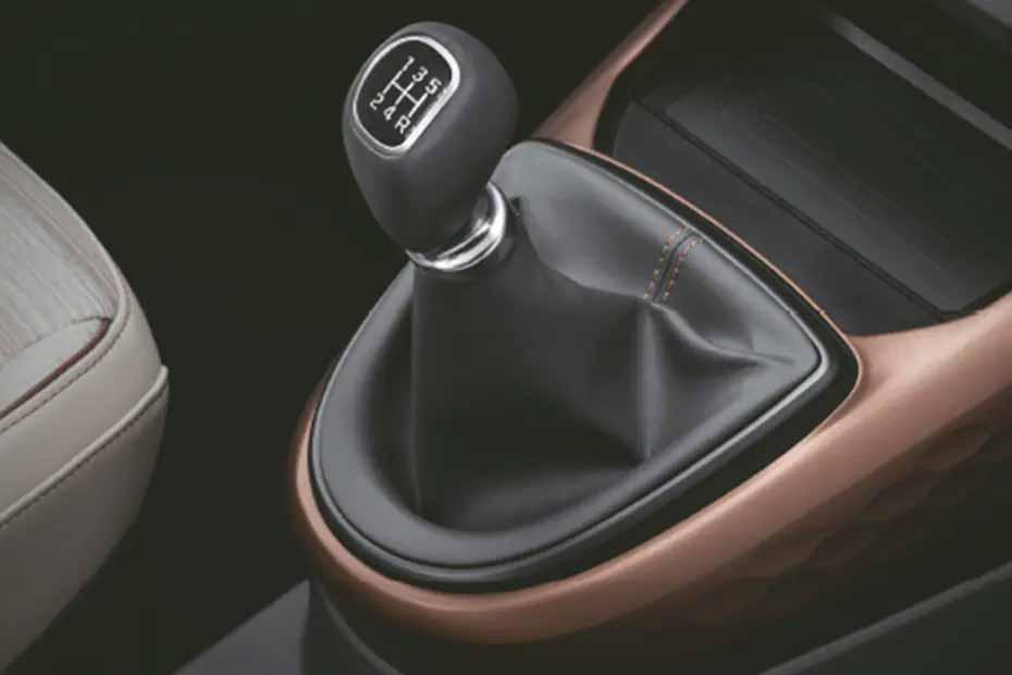 Hyundai-Aura Gear Shifter