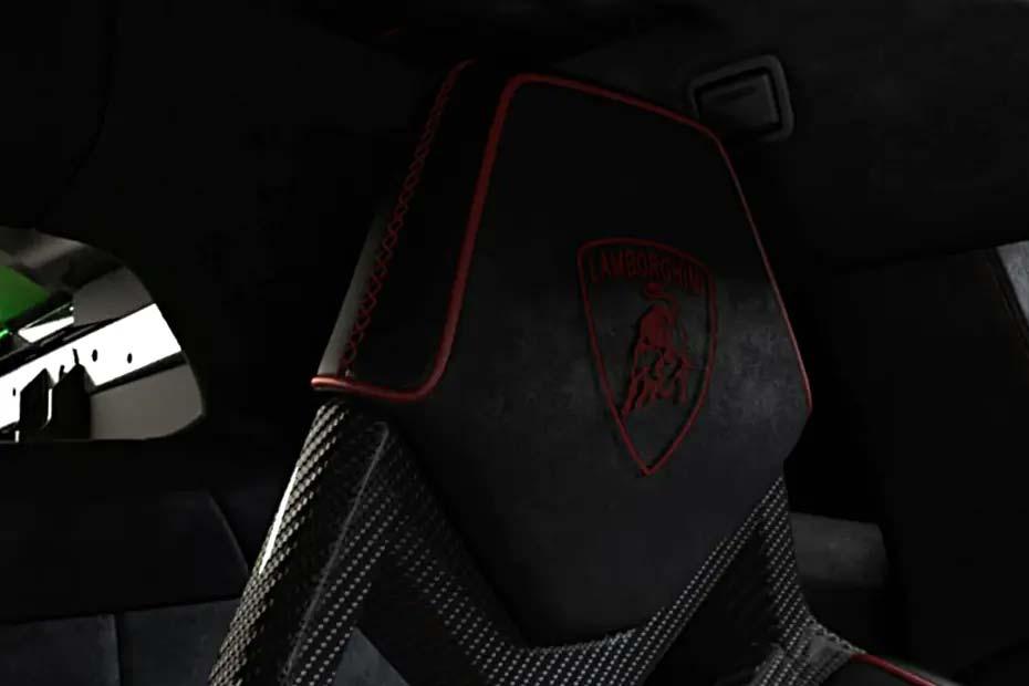 lamborghini aventador seat