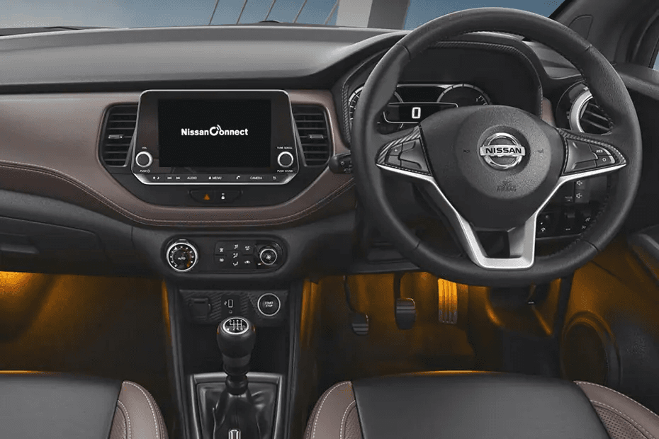 Nissan-Kicks DashBoard