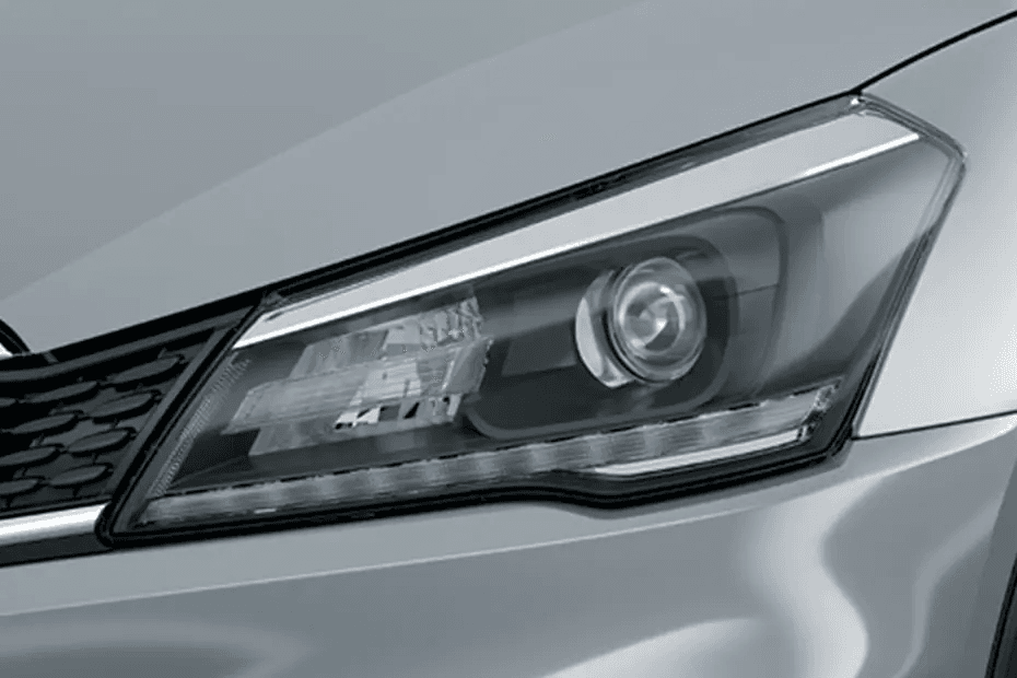 Toyota Belta Headlight