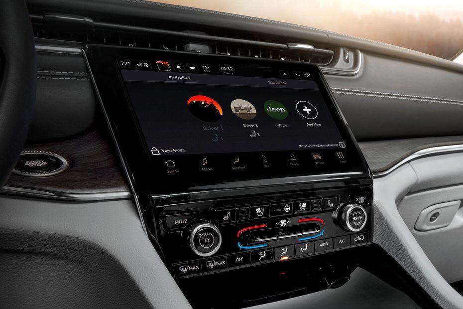 Jeep Grand Cherokee 2023 Infotainment Stytem