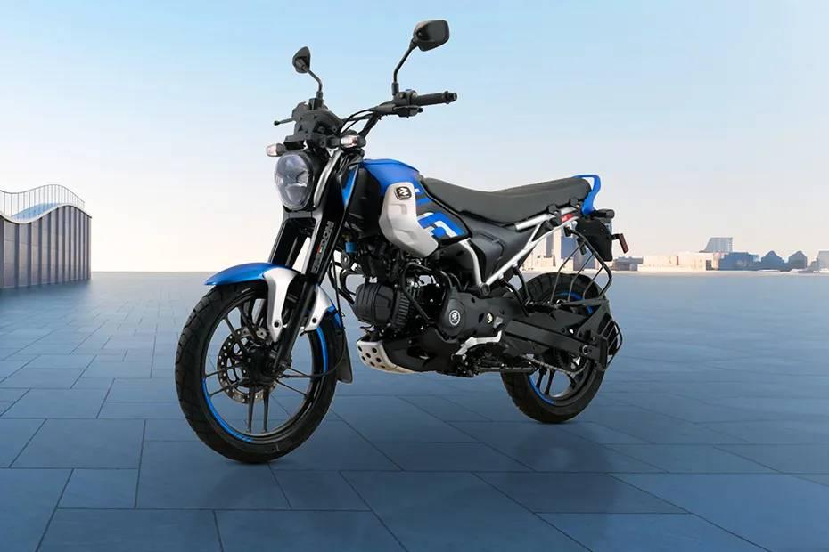 Bajaj freedom 125 left front three quarter