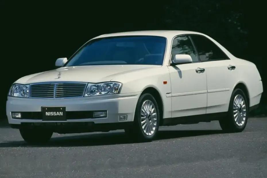 Nissan Cedric Left Side Front View