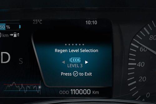 Choose between three pre-set levels of regenerative braking with Multi-Mode regen.