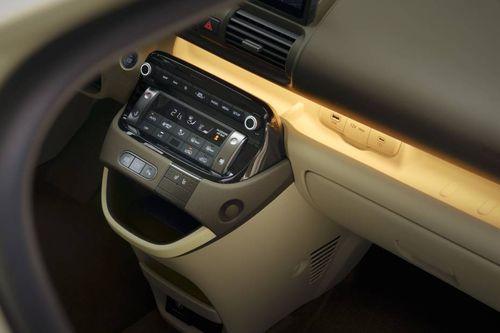 Hyundai Inster Central Console