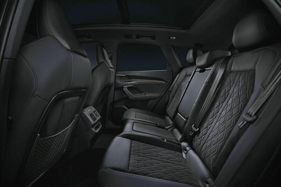 Audi New Q5 third-gen Rear Seat