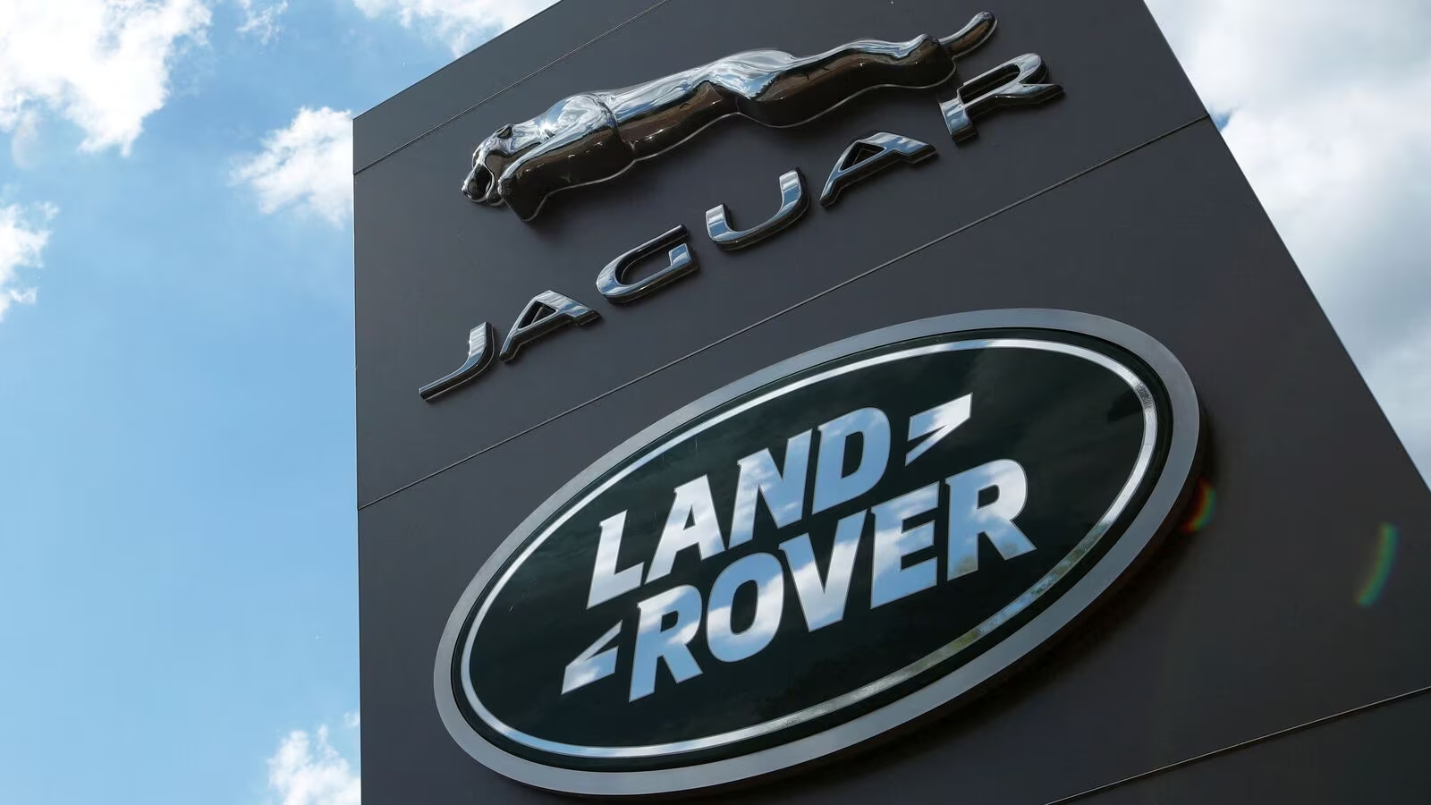 Tata, the Owner of Jaguar Land Rover to Select UK for Mega Car Battery Plant news