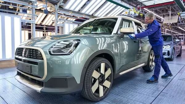 Third-Generation Mini Countryman Production Starts, India Launch in 2024 news