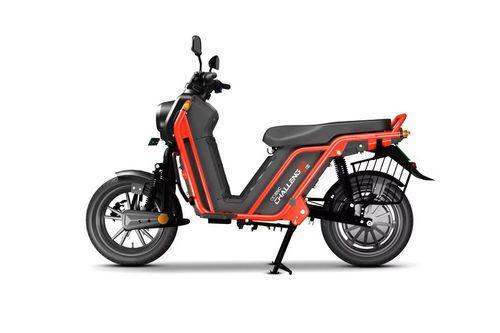 BNC Motor Challenger scooter scooters