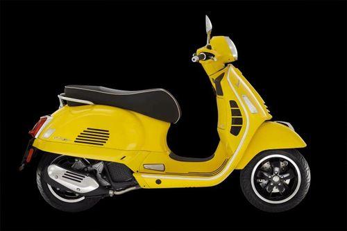Vespa GTS Super 125 scooter scooters