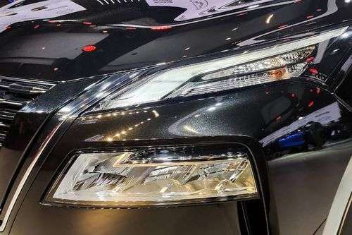 Nissan X-Trail Headlight Nissan X-Trail Headlight