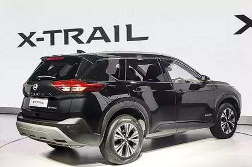Nissan X-Trail Right Rear Three Quarter Nissan X-Trail Right Rear Three Quarter