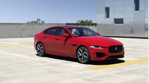 Jaguar XE 01_ef9beaa020.jpg