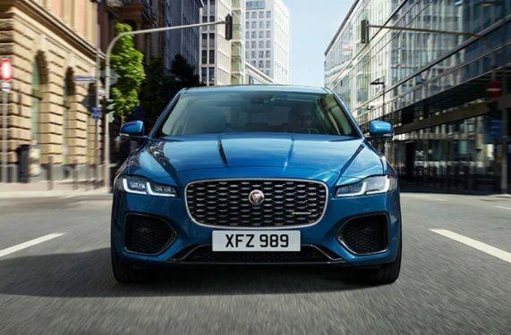 Jaguar XF 01_efdfd7ce70.jpg