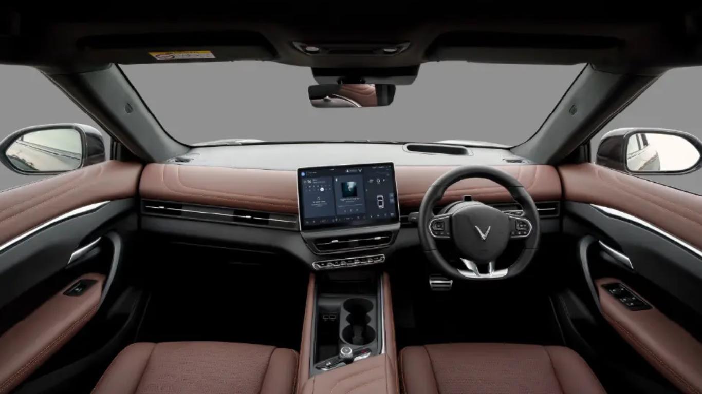 VF 7 की इंटीरियर और एक्सटीरियर स्टाइलिंग VF 7 की इंटीरियर और एक्सटीरियर स्टाइलिंग