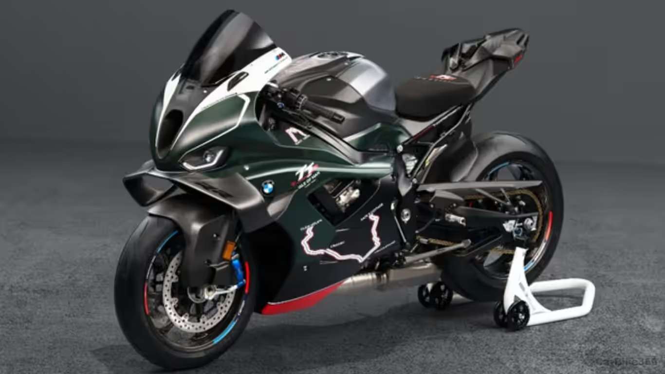 BMW M 1000 RR Isle of Man TT edition unveiled, limited to just 115 units BMW M 1000 RR Isle of Man TT edition unveiled, limited to just 115 units