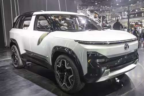 Tata Sierra EV India launch in FY27 offering 500 km Range and expected features Tata Sierra EV India launch in FY27 offering 500 km Range and expected features